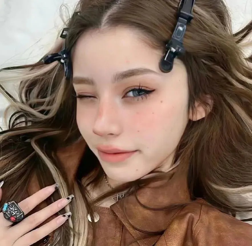 睡觉时眼睛睁开